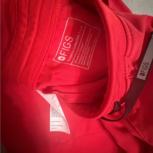 FIGS Women's scrub Red Scrubs medium Rafaela LP Zamora - Picture 3 of 3